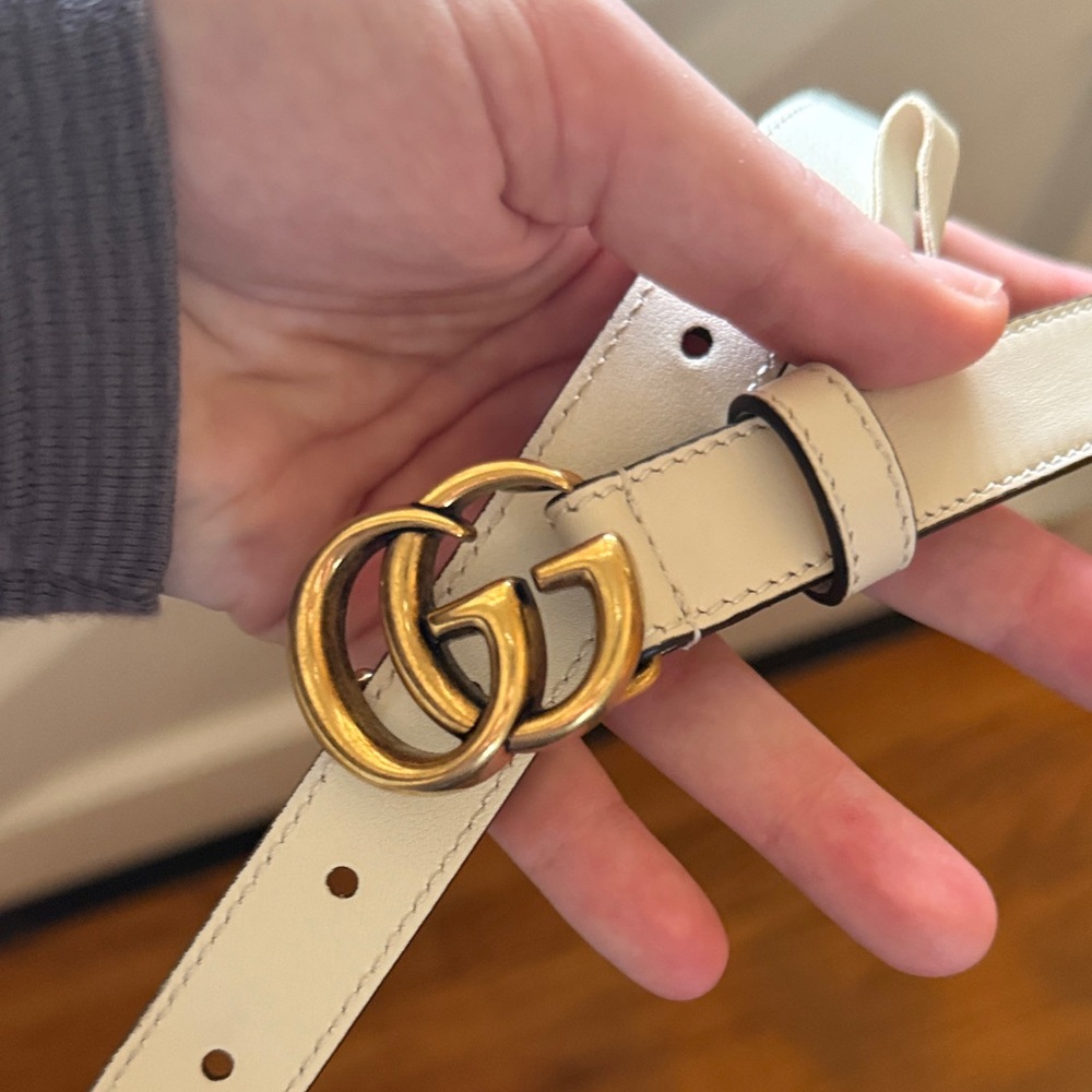 Gucci Ivory Leather Belt with Gold GG Buckle